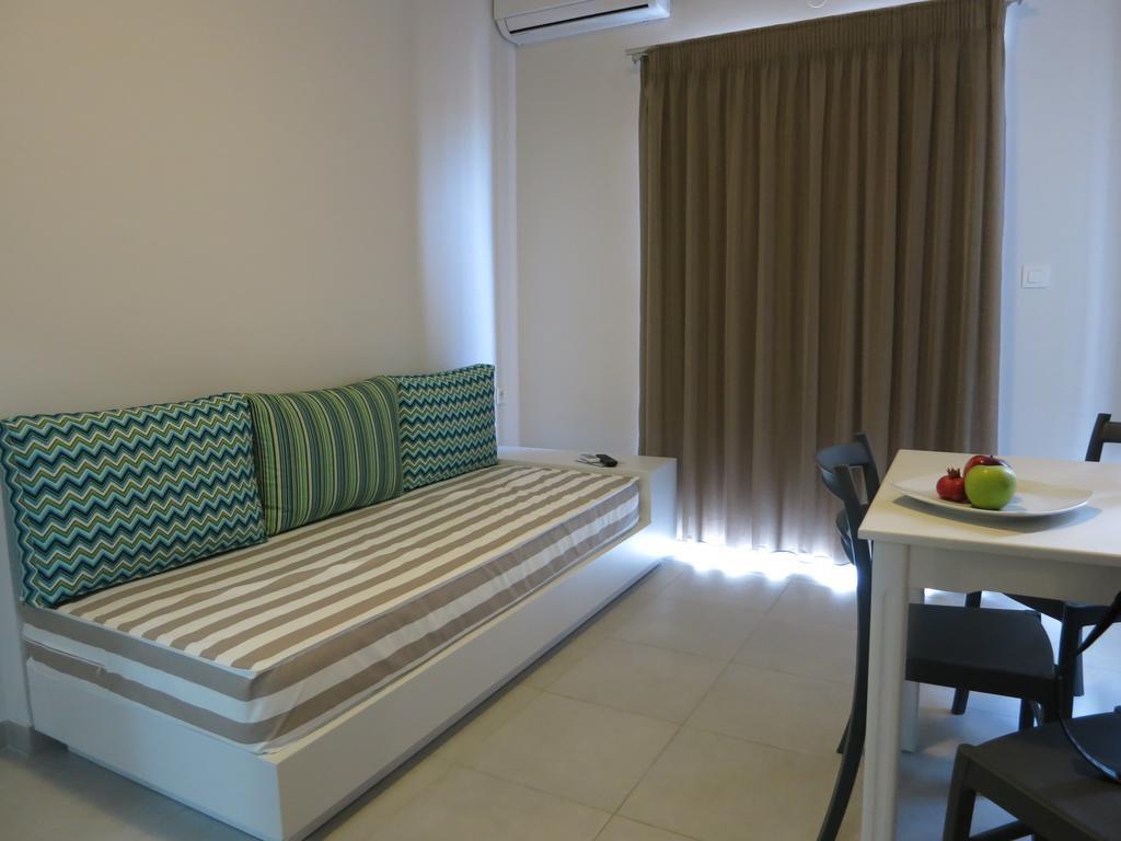 Amaryllis Apart otel Platanés Oda fotoğraf