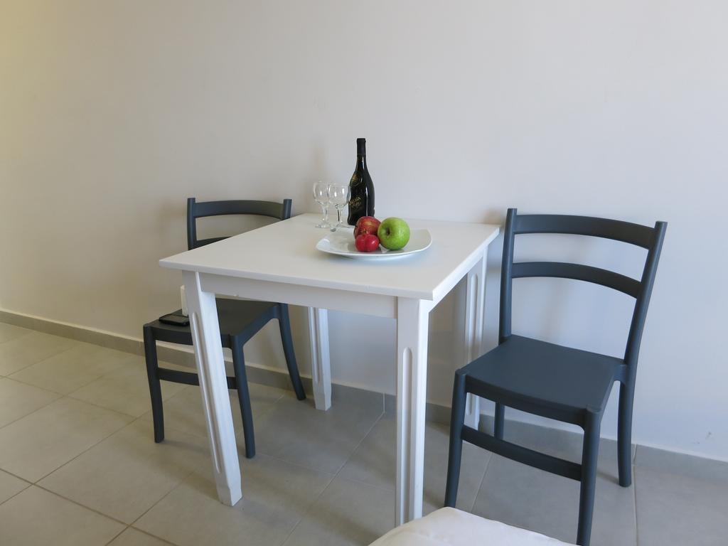 Amaryllis Apart otel Platanés Oda fotoğraf
