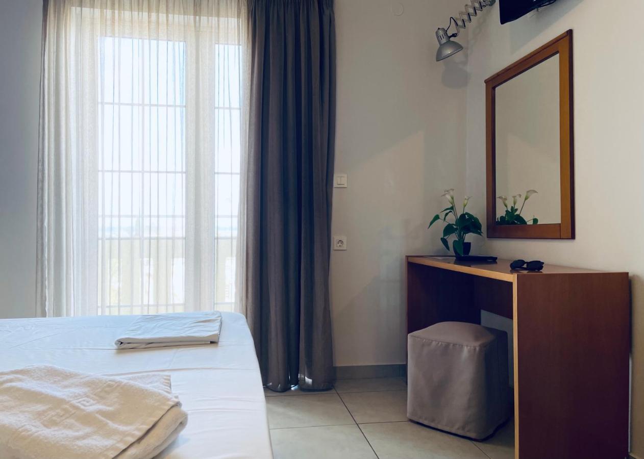 Amaryllis Apart otel Platanés Dış mekan fotoğraf