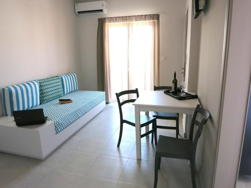 Amaryllis Apart otel Platanés Oda fotoğraf